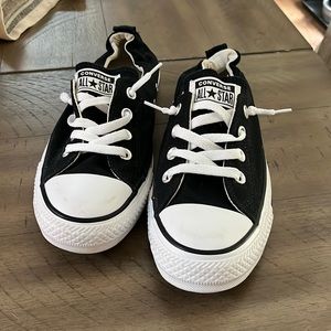 Women’s shoreline converse